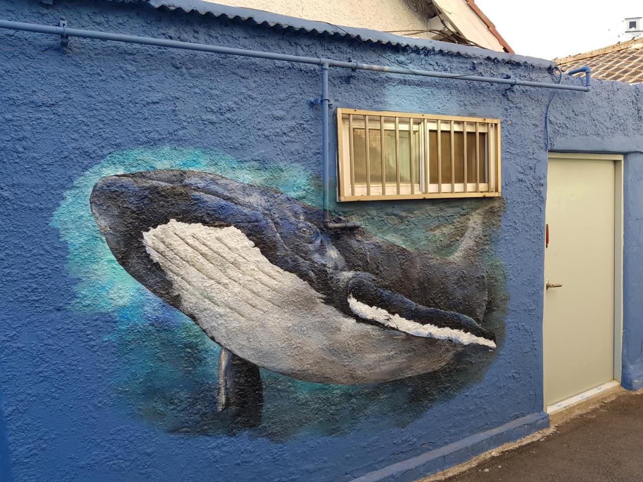 Jinho'S Black Whale Guest House & Bar سيول المظهر الخارجي الصورة